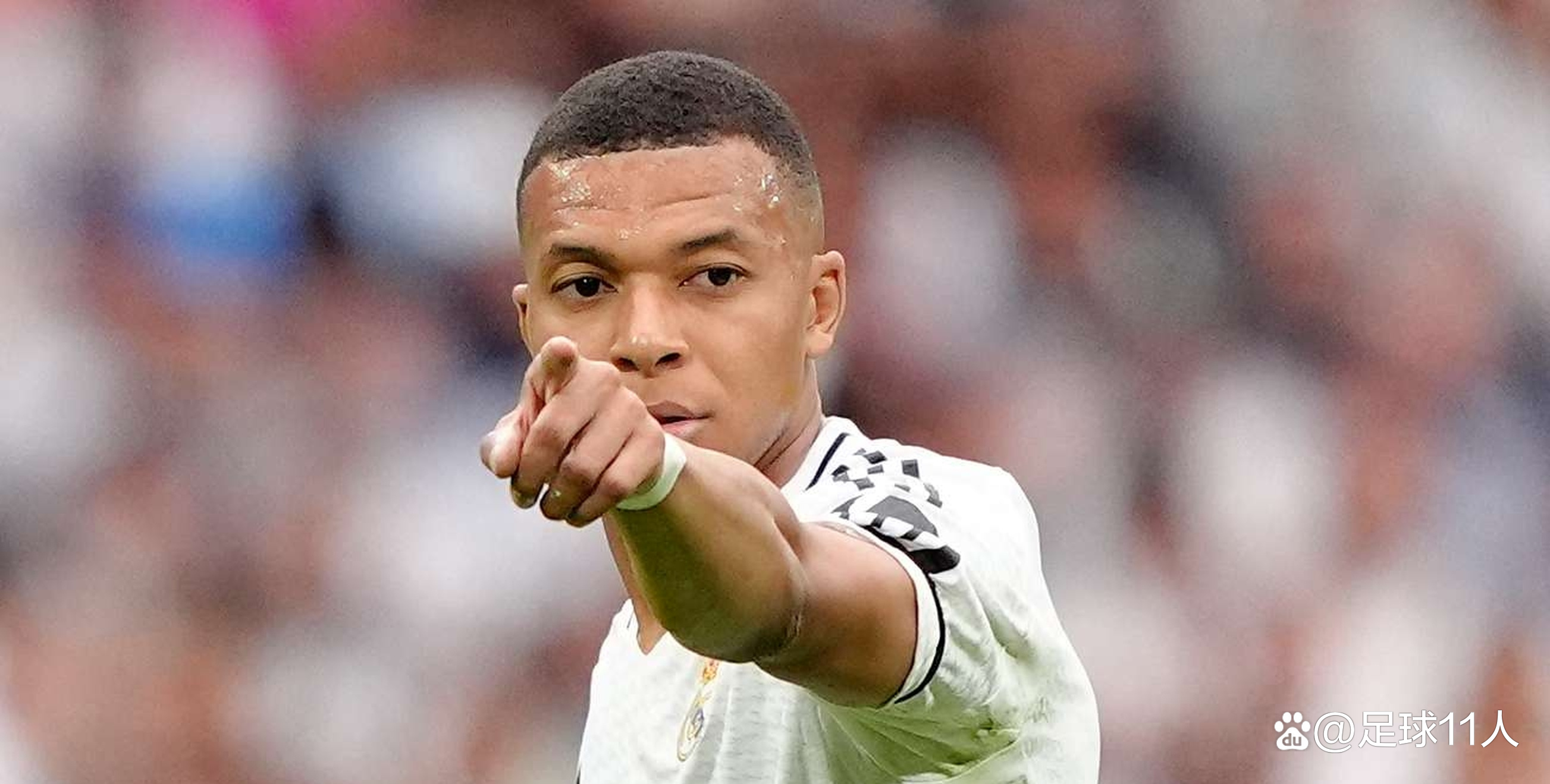 mk体育在线登录入口-皇家马德里惨败，淘汰赛前景不明朗 