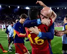 mk体育在线官网首页-西班牙国家队在场上展现统治地位,挑战无限的球员